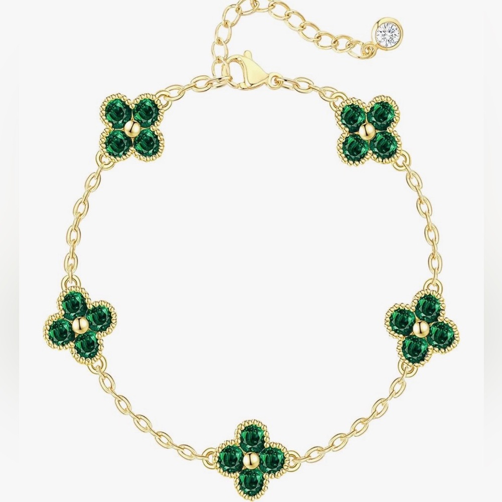 NEW 14K Gold Plated Elegant Gold and Green Clover Bracelet